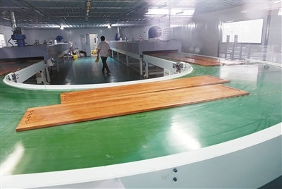 跟隨產業轉移的大勢,或許未來家具工廠和銷售、設計都要分離。